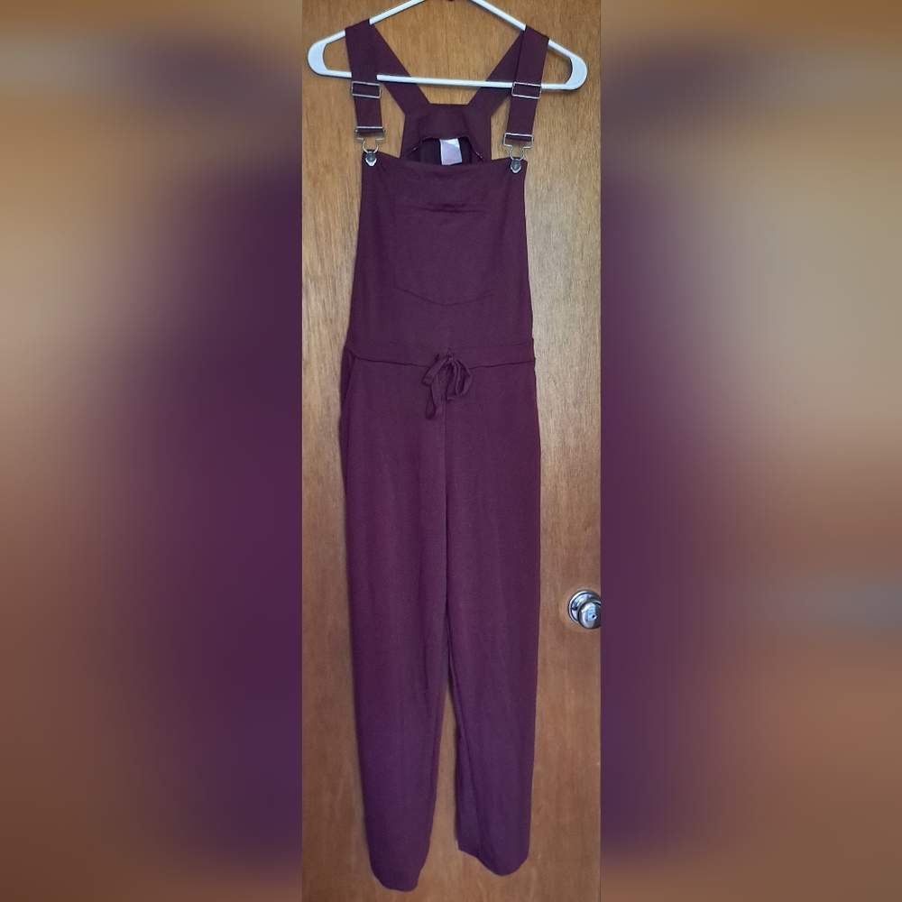 No boundaries jumper maroon size L